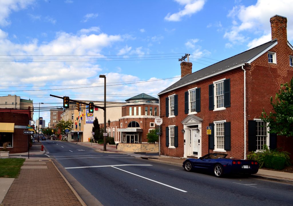 Pet Waste Removal in Harrisonburg VA: weekly, one-time, and commercial services. Fast, friendly and local.